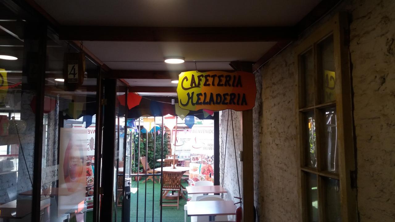 Trotamundos Hostal Сантьяго Экстерьер фото